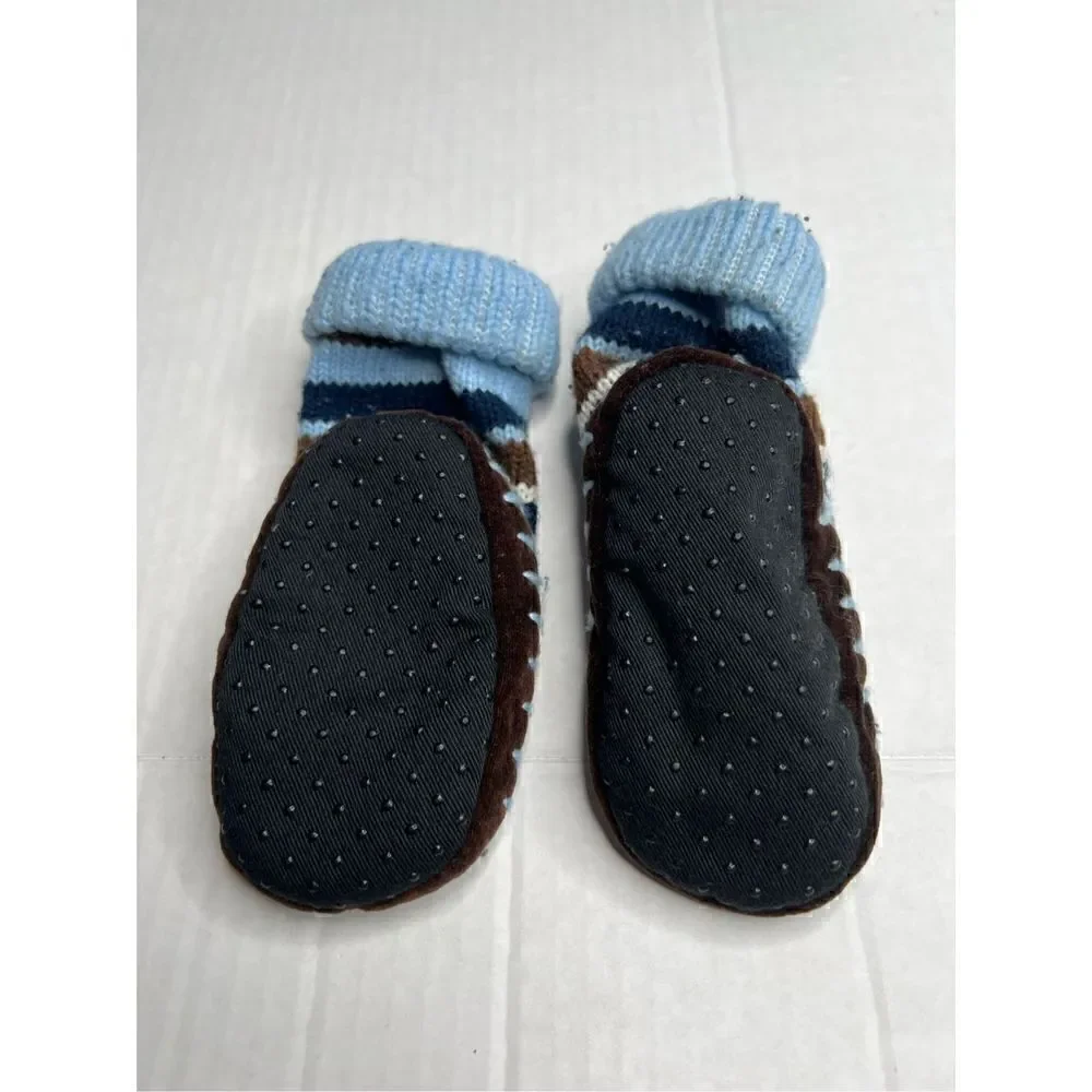 3/$15 or 5/$20 Target brand size medium baby knit slippers